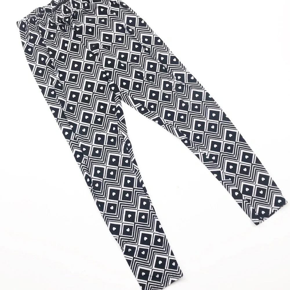 Freestyle Revolution girls heart print leggings